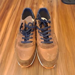 Men's New Balance casual shoes size 12